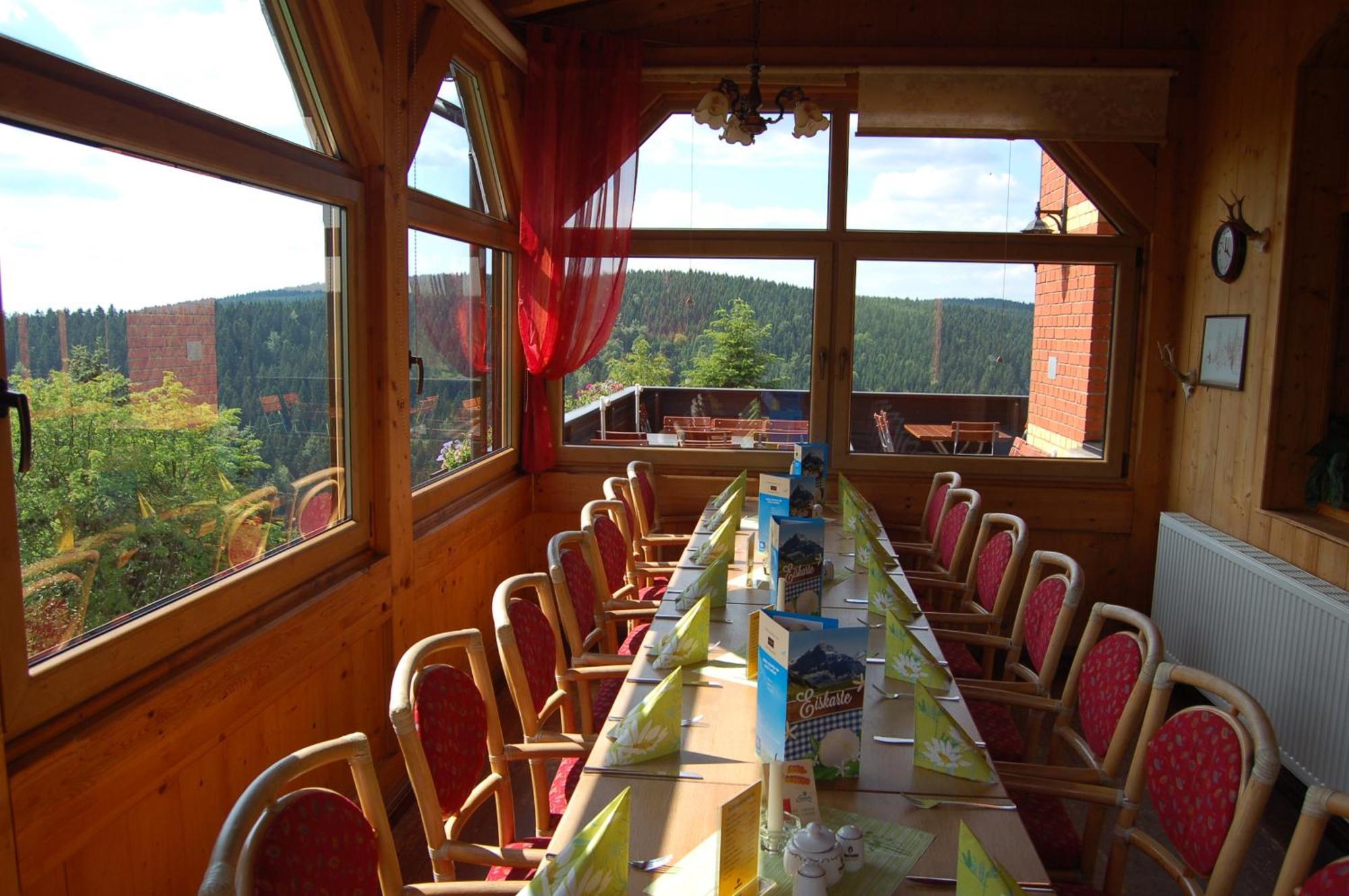 Berggasthaus & Pension Schoene Aussicht كلينغنتال المظهر الخارجي الصورة
