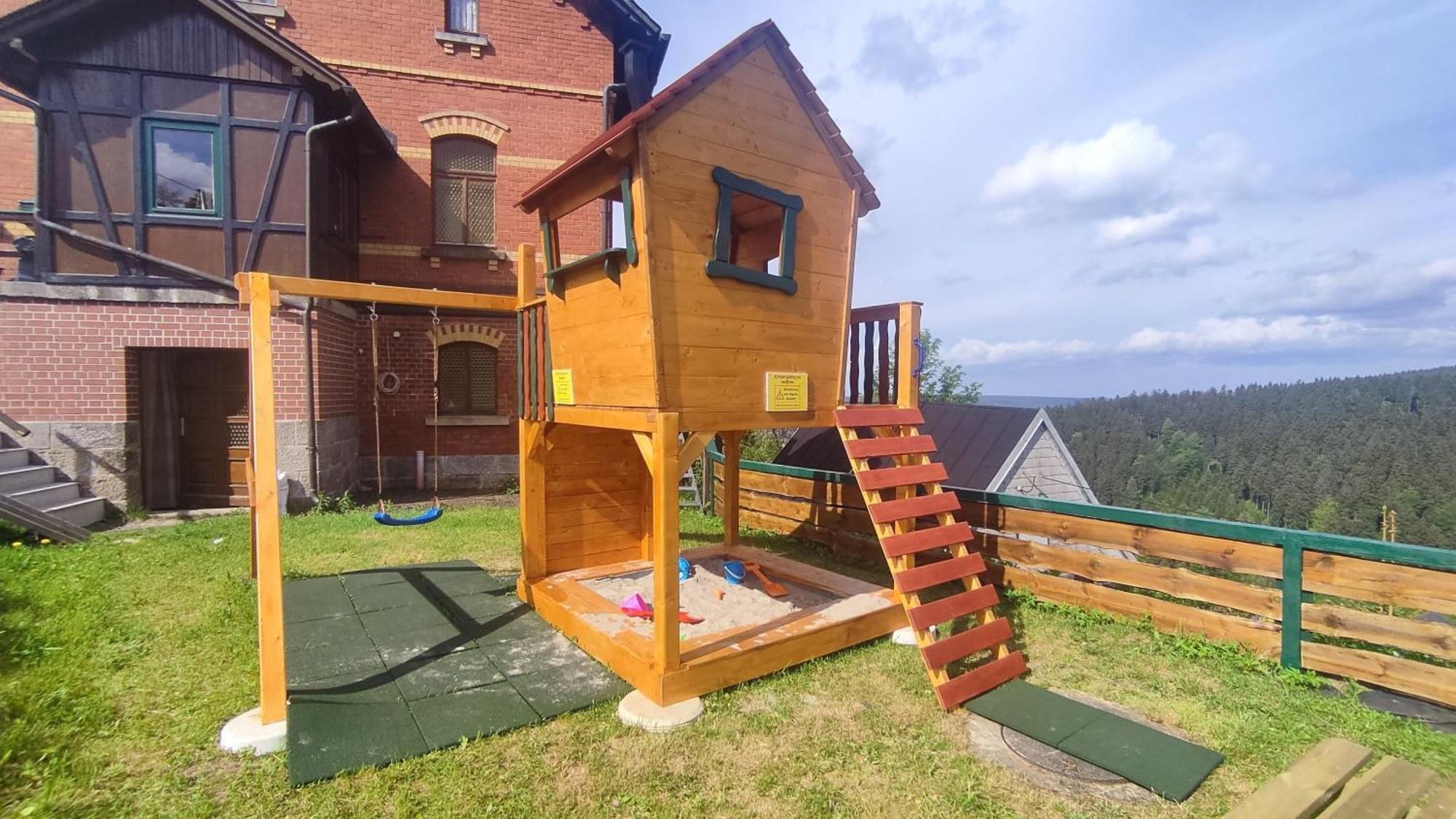 Berggasthaus & Pension Schoene Aussicht كلينغنتال المظهر الخارجي الصورة